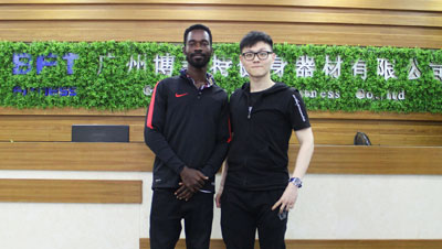 加纳客户来中国找性价比高的跑步机厂家